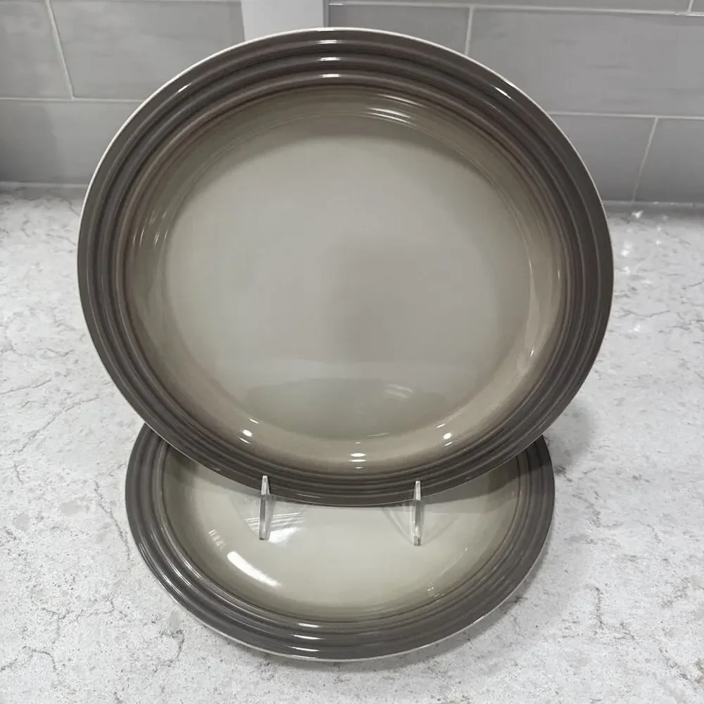 Le Creuset **price firm